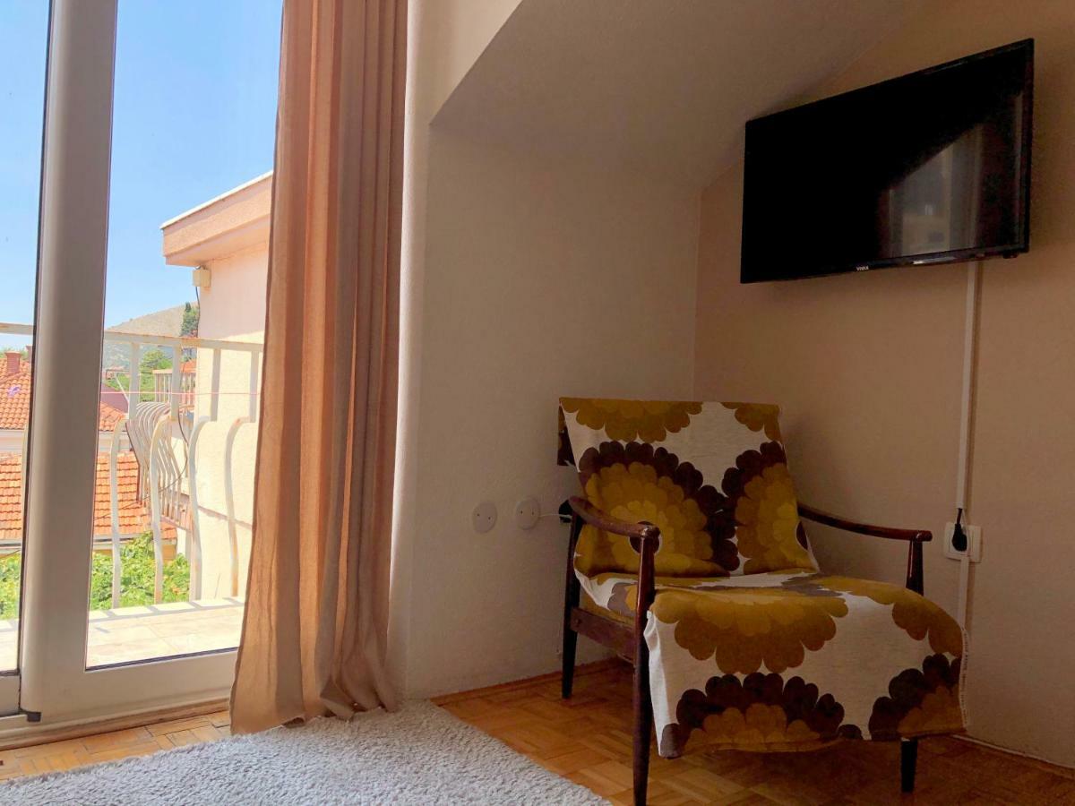 Smjestaj Mm Trebinje Hotel Ngoại thất bức ảnh