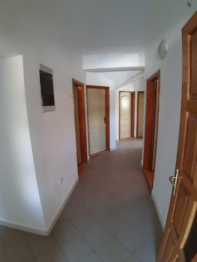 Smjestaj Mm Trebinje Hotel Ngoại thất bức ảnh